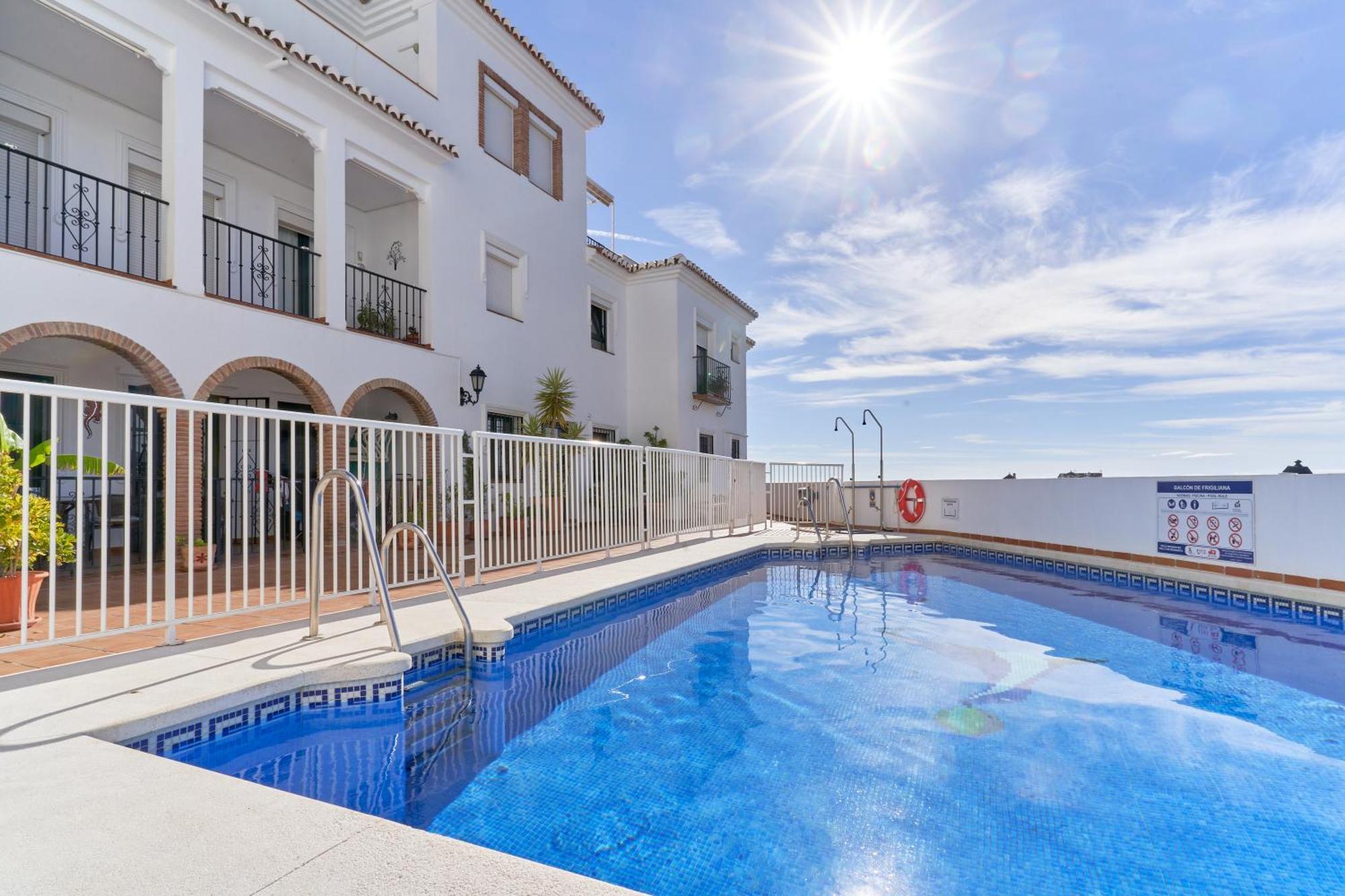 Apartment In Balcon De Frigiliana Exteriör bild